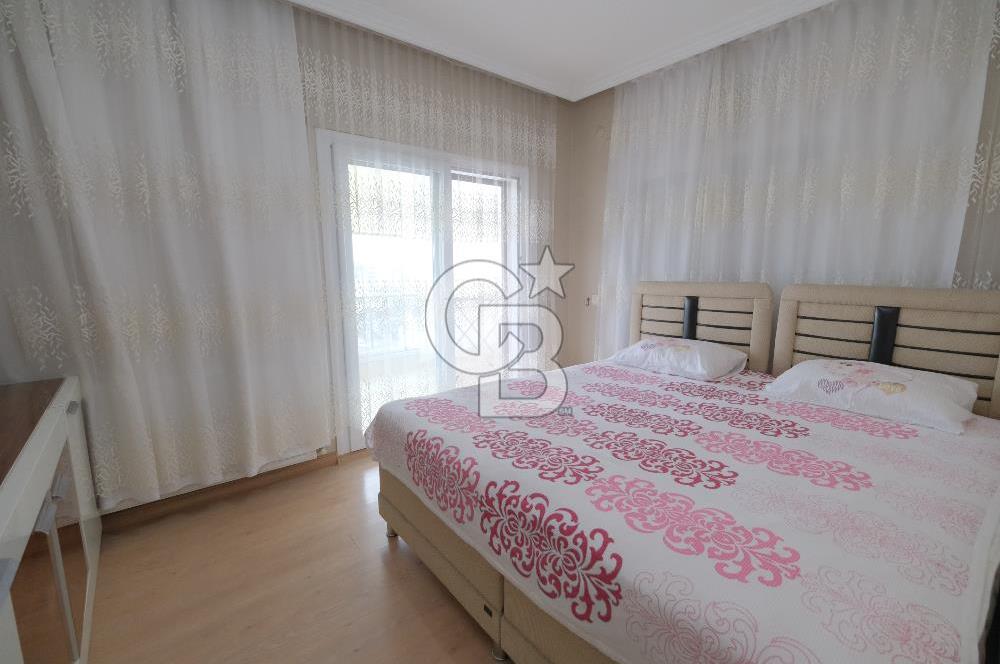 Çiğli Anadolu Caddesi Üzeri Geniş Satılık 3+1 Daire