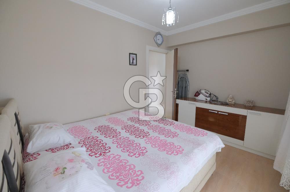 Çiğli Anadolu Caddesi Üzeri Geniş Satılık 3+1 Daire