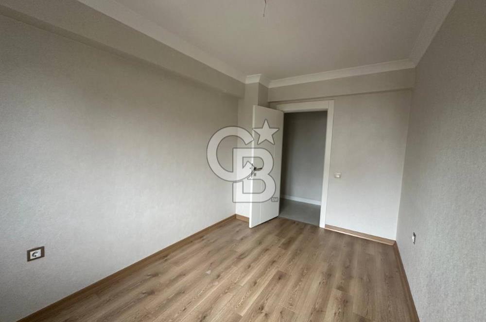 Cumhuriyet Mah.,Site İçerisinde 95 m², 4.Kat, Kiralık, 2+1 Daire