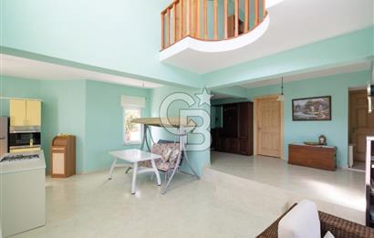 Silivri'de 1 Dönüm Arazi içinde 4+1 Satılık Villa