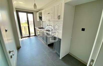 KURTKÖY YENİŞEHİR OPTIMUM GARDENS’TA KAPALI MUTFAKLI, BALKONLU GENİŞ 2+1 DAİRE