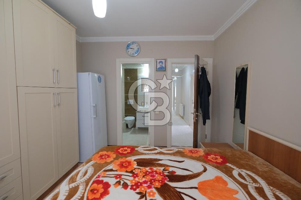 Çiğli Anadolu Caddesi Üzeri Geniş Satılık 3+1 Daire