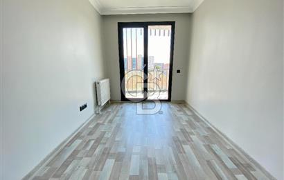 KURTKÖY YENİŞEHİR OPTIMUM GARDENS’TA KAPALI MUTFAKLI, BALKONLU GENİŞ 2+1 DAİRE