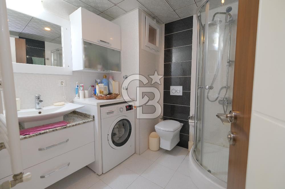 Çiğli Anadolu Caddesi Üzeri Geniş Satılık 3+1 Daire