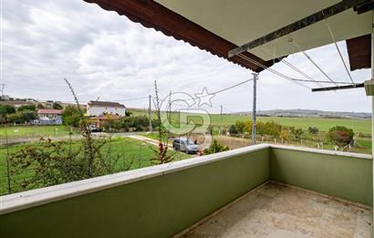 Silivri'de 1 Dönüm Arazi içinde 4+1 Satılık Villa