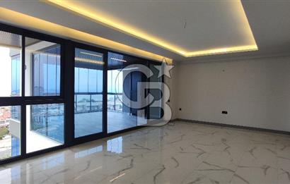 KUŞADASI MERKEZDE DENİZ MANZARALI 3+1 İŞYERİ OFİS