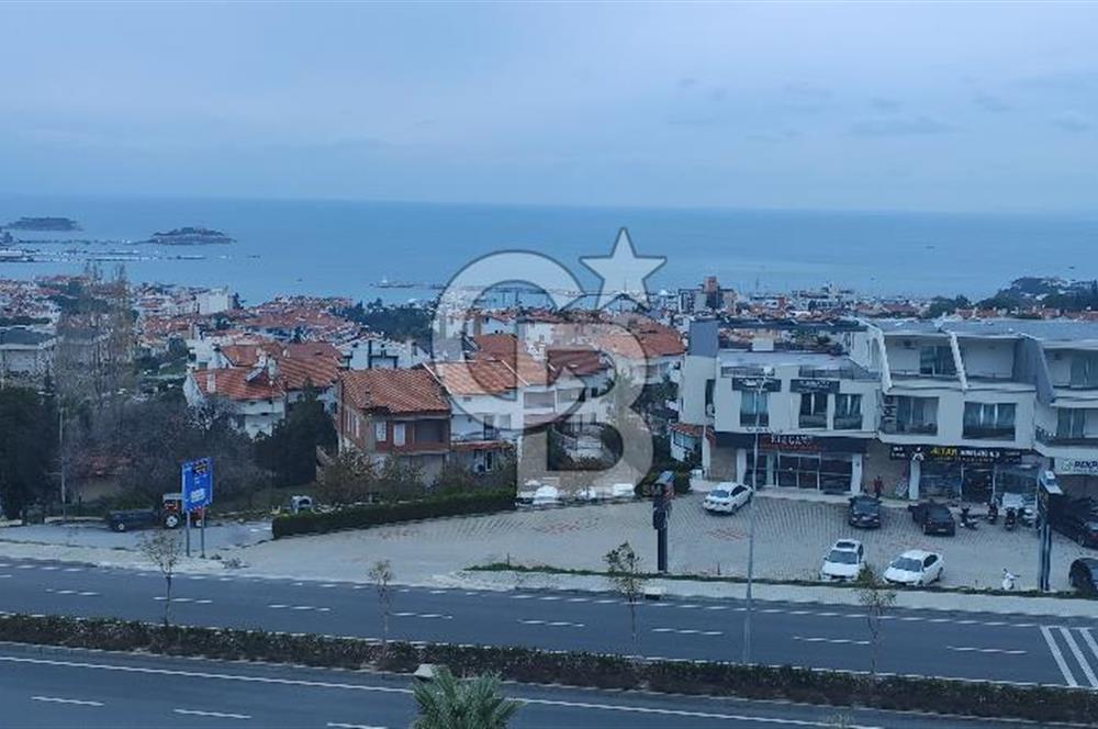 KUŞADASI MERKEZDE DENİZ MANZARALI 3+1 İŞYERİ OFİS