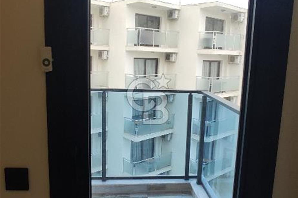KUŞADASI MERKEZDE DENİZ MANZARALI 3+1 İŞYERİ OFİS