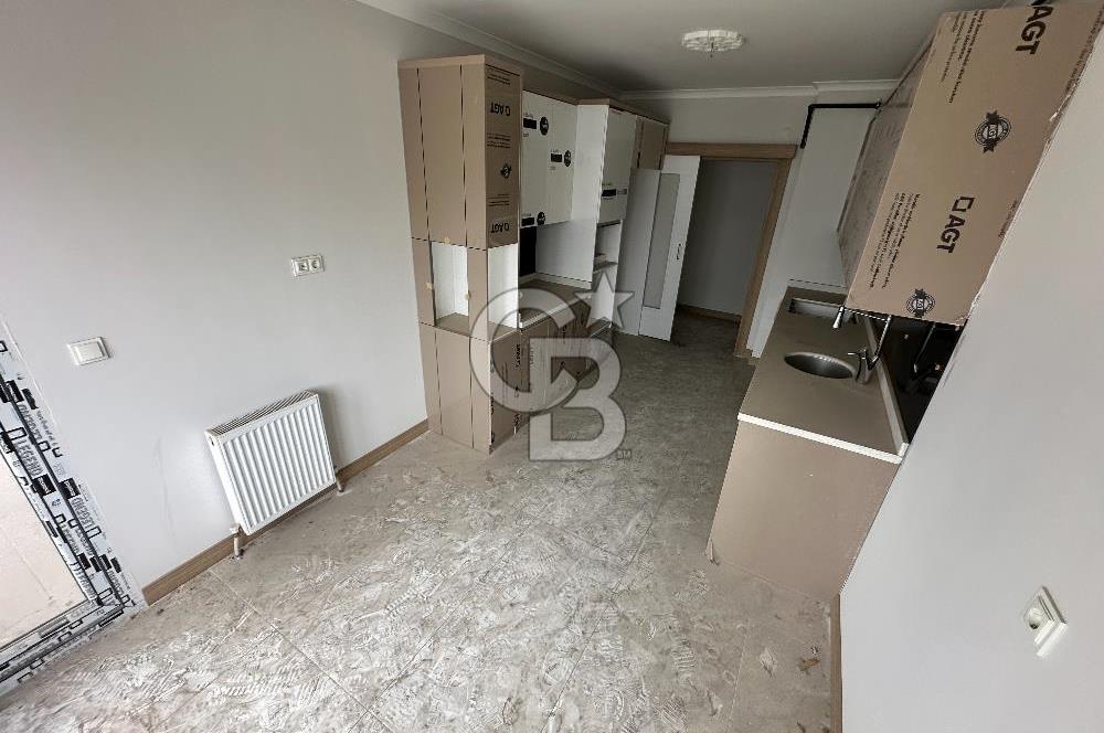 ŞEFKAT MAH. 4+1 G.ODALI E.BANYOLU METROYA YÜRÜME MESAFESİNDE