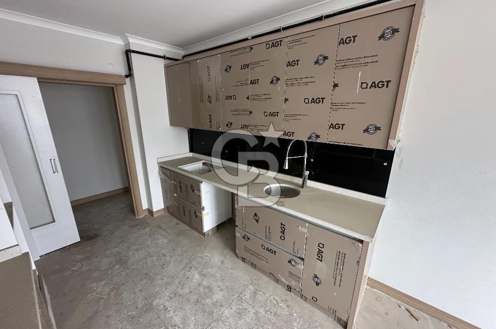 ŞEFKAT MAH. 4+1 G.ODALI E.BANYOLU METROYA YÜRÜME MESAFESİNDE
