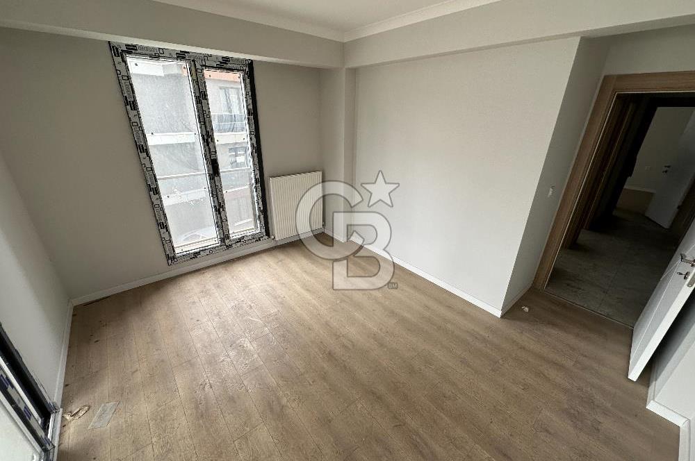 ŞEFKAT MAH. 4+1 G.ODALI E.BANYOLU METROYA YÜRÜME MESAFESİNDE
