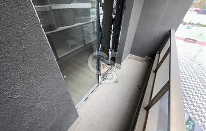 ŞEFKAT MAH. 4+1 G.ODALI E.BANYOLU METROYA YÜRÜME MESAFESİNDE