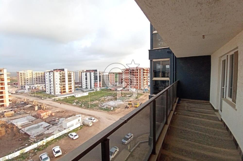 ÇANAKKALE ESENLER'DE SİTE İÇERİSİNDE ARAKAT SIFIR 1+1 KİRALIK DAİRE