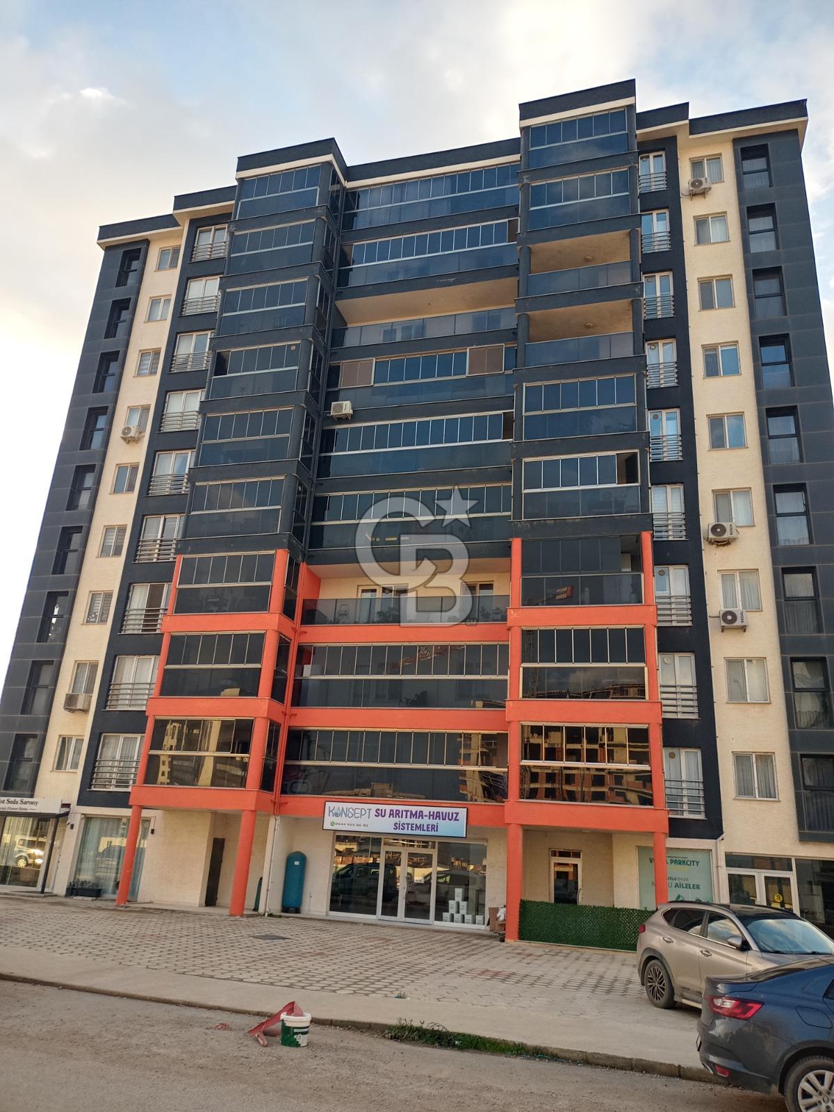 ÇANAKKALE ESENLER'DE SİTE İÇERİSİNDE ARAKAT SIFIR 1+1 KİRALIK DAİRE