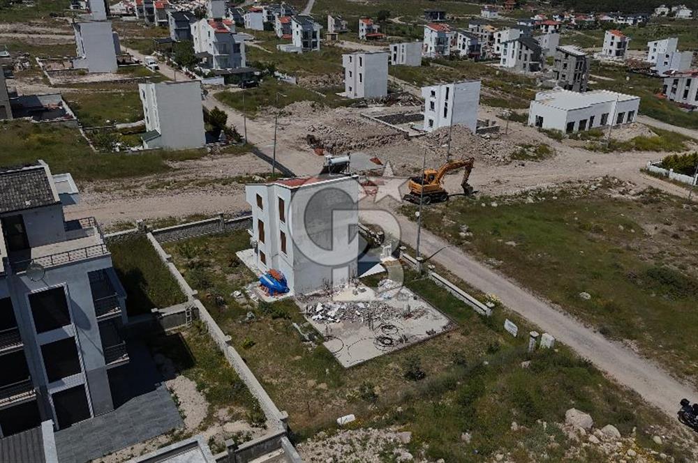MORDOĞAN KAMUKENTTE DENİZ MANZARALI İMARLI ARSA