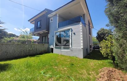 Bahçelievler Mahallesinde 226 m² Satılık 4+1 Villa