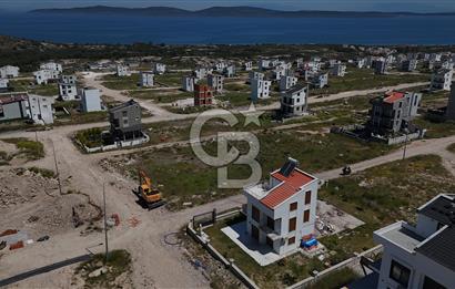 MORDOĞAN KAMUKENTTE DENİZ MANZARALI İMARLI ARSA
