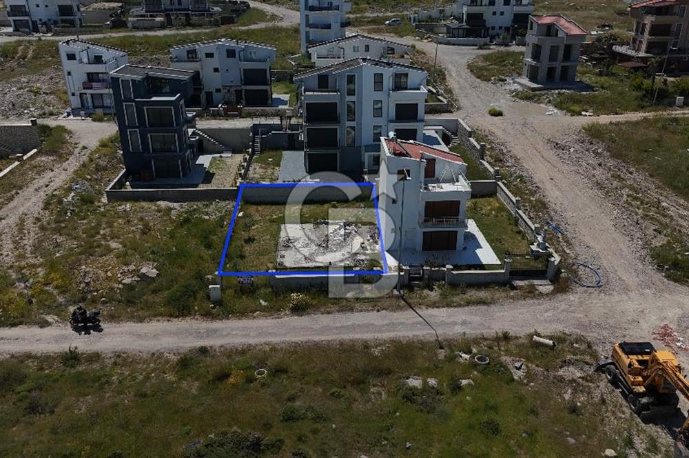 MORDOĞAN KAMUKENTTE DENİZ MANZARALI İMARLI ARSA