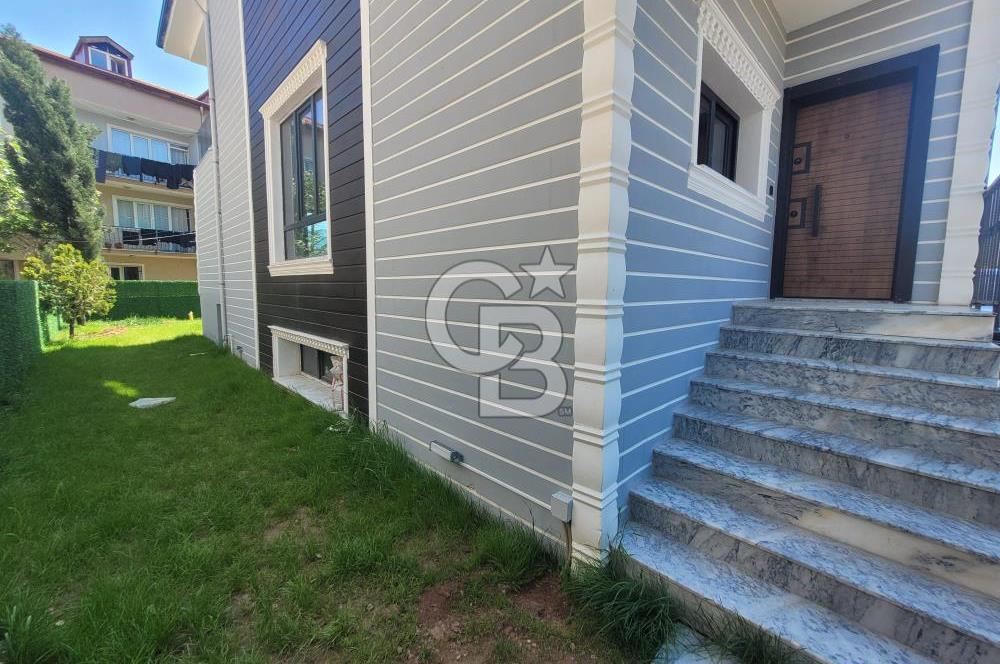 Bahçelievler Mahallesinde 226 m² Satılık 4+1 Villa