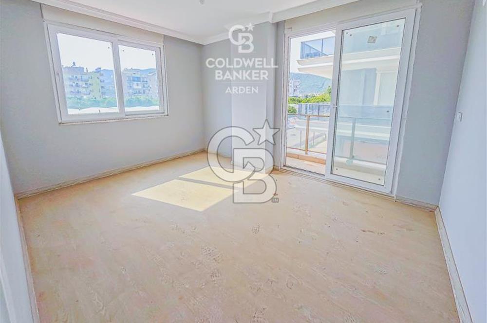 CB ARDEN'DEN ANA CADDE ÜZERİ SATILIK - OFİSE UYGUN YENİ DAİRE