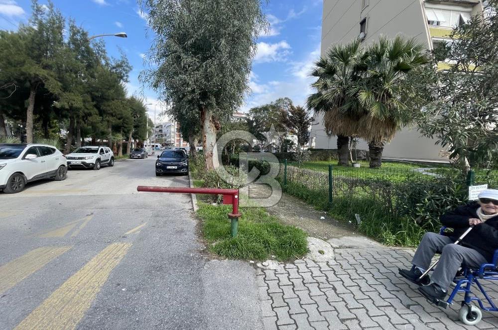 ATAKENT MAHAHALLESİ BERGAMA BLOKLARINDA KİRALIK DÜKKAN