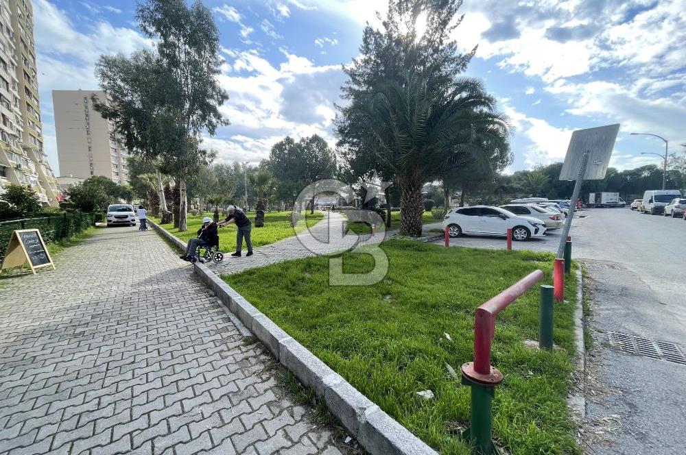 ATAKENT MAHAHALLESİ BERGAMA BLOKLARINDA KİRALIK DÜKKAN