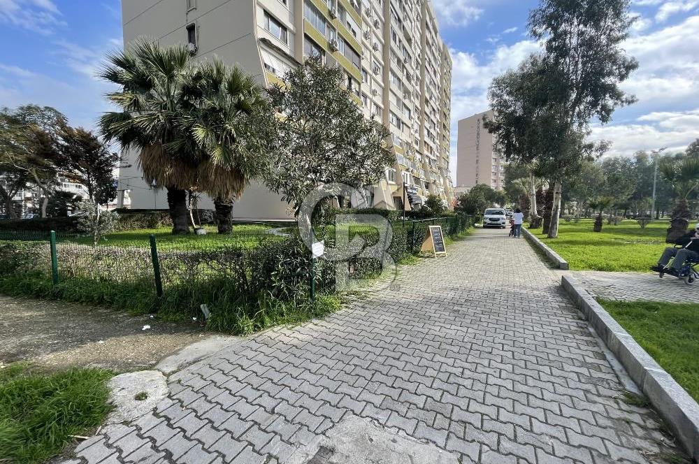 ATAKENT MAHAHALLESİ BERGAMA BLOKLARINDA KİRALIK DÜKKAN