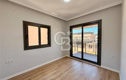 ALİAĞA YENİŞAKRAN 4+1 BÜYÜK BAHÇELİ VE TERASLI SATILIK VİLLA