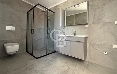 ALİAĞA YENİŞAKRAN 4+1 BÜYÜK BAHÇELİ VE TERASLI SATILIK VİLLA