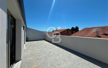 ALİAĞA YENİŞAKRAN 4+1 BÜYÜK BAHÇELİ VE TERASLI SATILIK VİLLA
