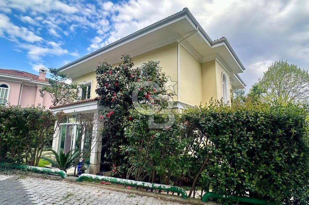 Çekmeköy Merkez mah. Park Konaklar Kiralık 6+2 Villa 
