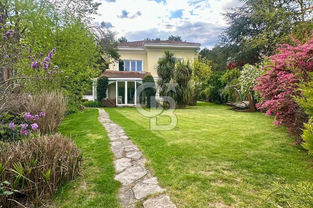 Çekmeköy Merkez mah. Park Konaklar Kiralık 6+2 Villa 
