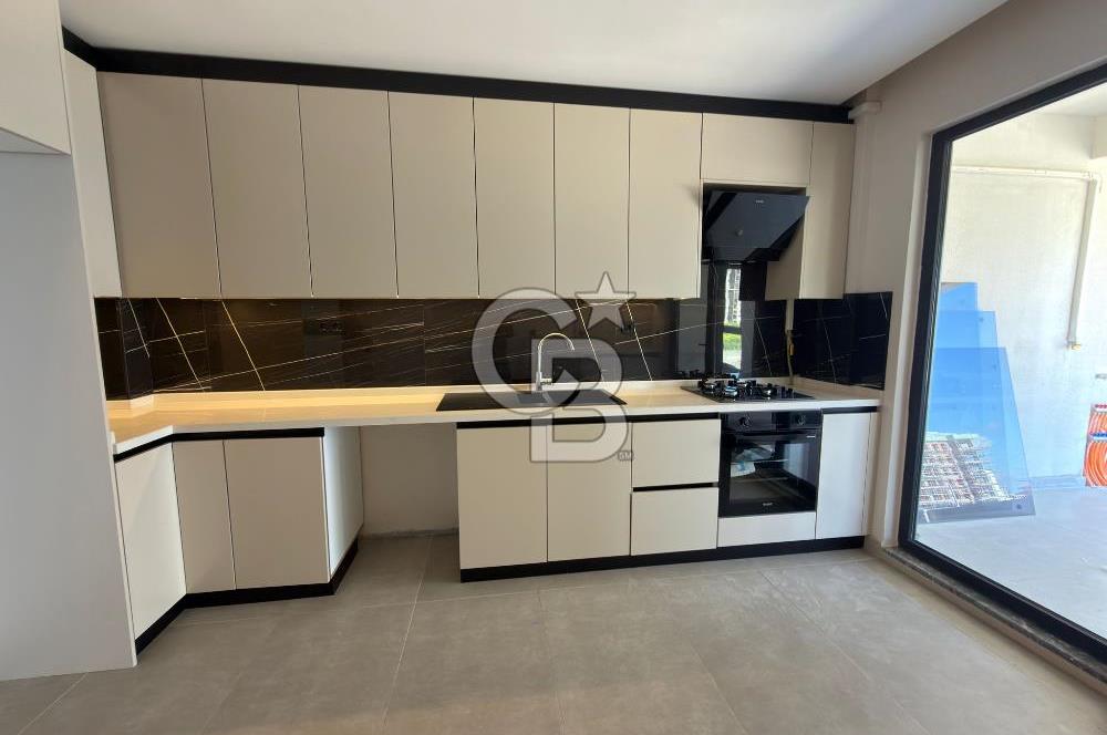 ÇANAKKALE KARACAÖREN DE HAVUZLU SİTE İÇERİSİNDE SATILIK 2+1 LÜKS DAİRE