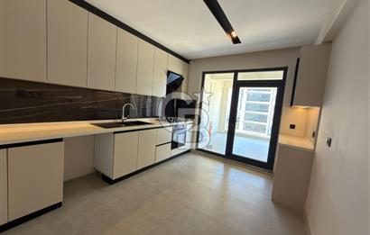 ÇANAKKALE KARACAÖREN DE HAVUZLU SİTE İÇERİSİNDE SATILIK 2+1 LÜKS DAİRE