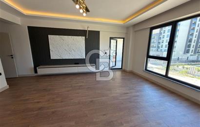 ÇANAKKALE KARACAÖREN DE HAVUZLU SİTE İÇERİSİNDE SATILIK 2+1 LÜKS DAİRE