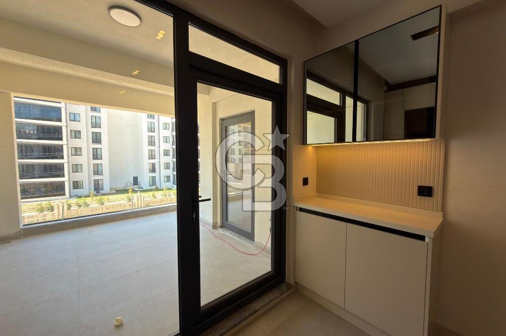 ÇANAKKALE KARACAÖREN DE HAVUZLU SİTE İÇERİSİNDE SATILIK 2+1 LÜKS DAİRE