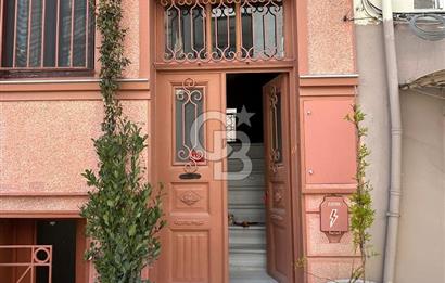 Ortaköyde Yenilenmiş Müstakil Bina | Bahçeli, 2 Girişli, Özgün