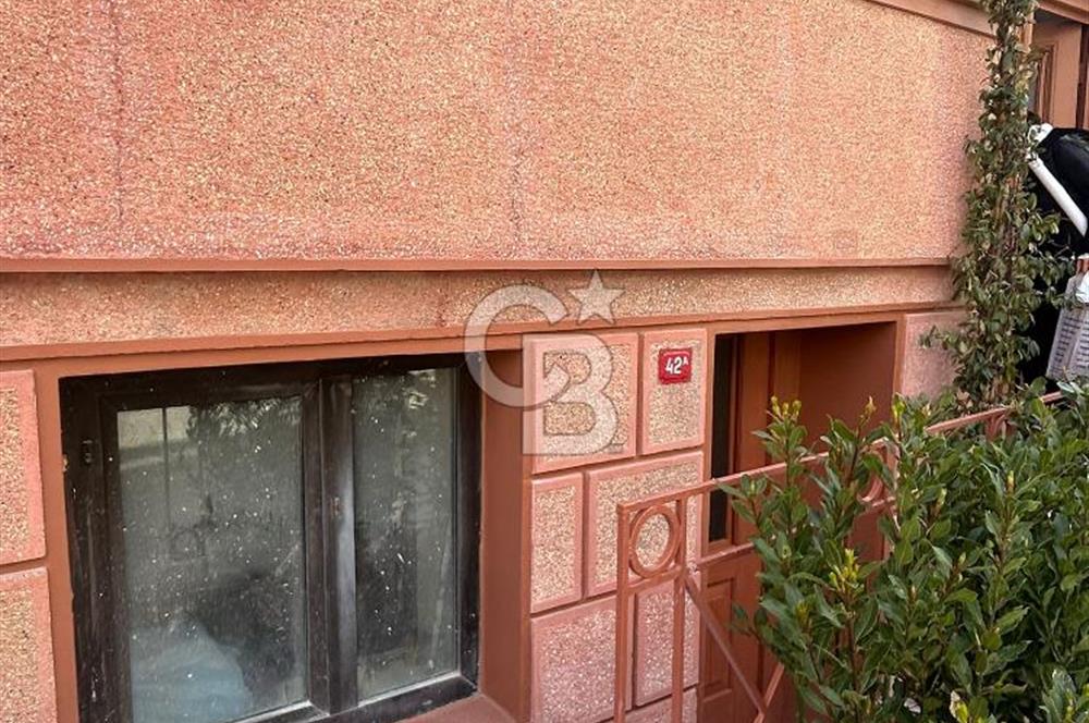 Ortaköyde Yenilenmiş Müstakil Bina | Bahçeli, 2 Girişli, Özgün