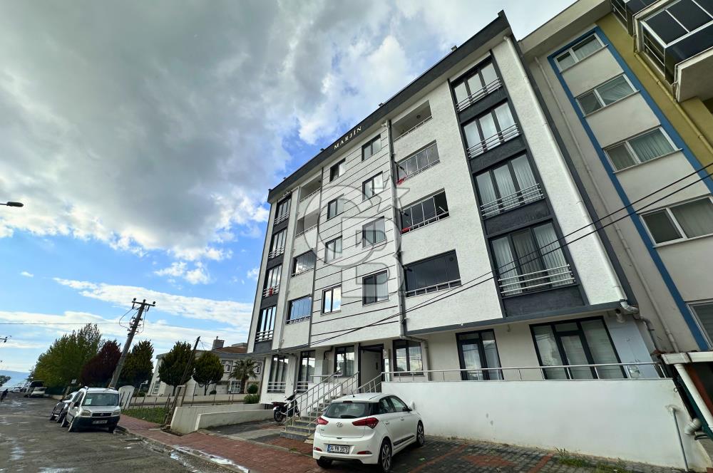 Çanakkale Lapseki Yeni Kordon Bahçe Kullanımlı Temiz 2+1 Daire