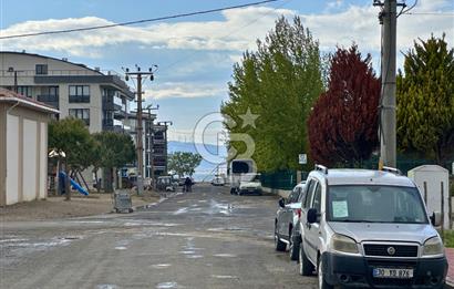 Çanakkale Lapseki Yeni Kordon Bahçe Kullanımlı Temiz 2+1 Daire