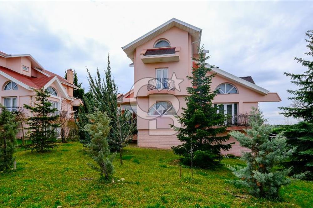 Tulumtaş Çevregöl Parlementerler Sitesi-1 Kiralık 5+2 Villa