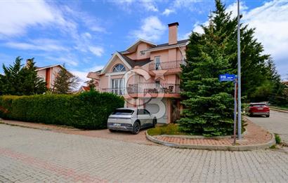 Tulumtaş Çevregöl Parlementerler Sitesi-1 Kiralık 5+2 Villa
