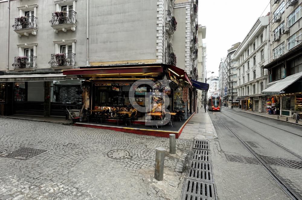 FATİH SİRKECİ TRAMVAY CEPHE KÖŞE 2 TAPU SATILIK DÜKKAN