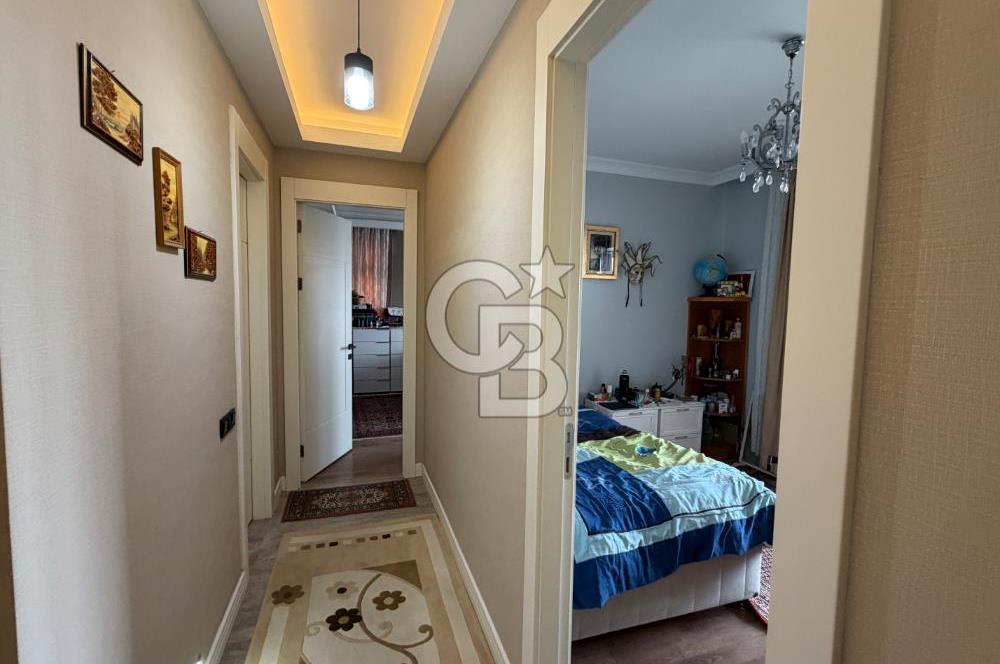 Gölbaşında Ana Cadde Üzeri, Çift Cepheli Kapalı Balkonlu 4+1
