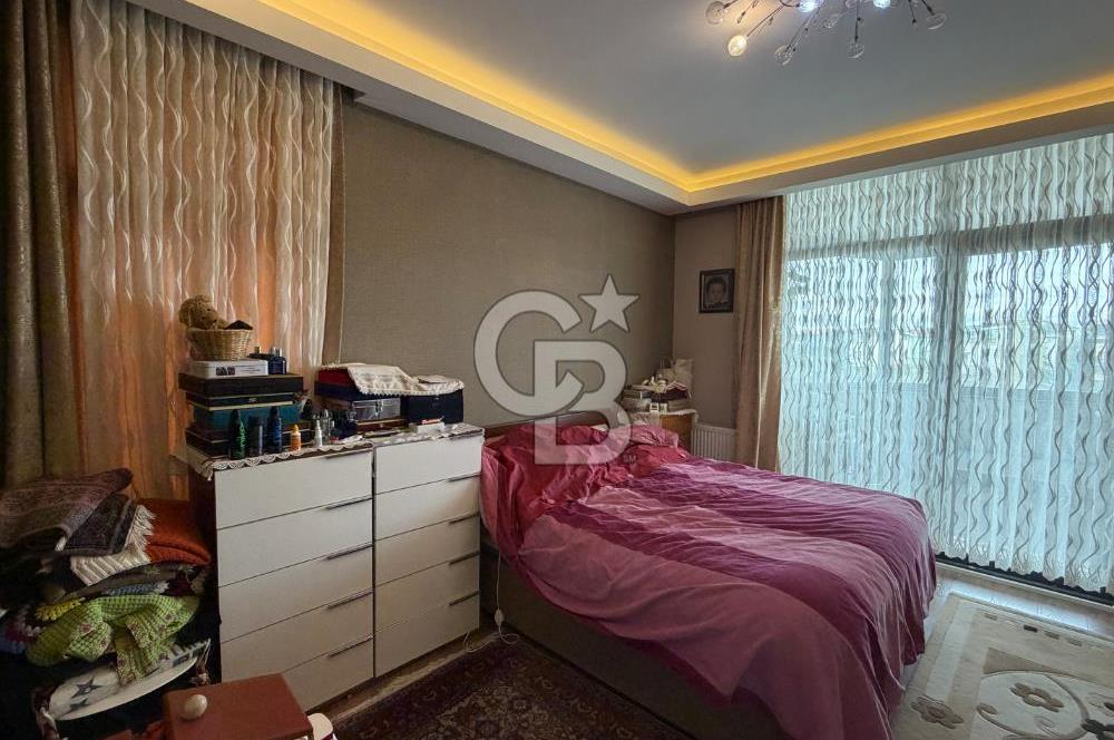 Gölbaşında Ana Cadde Üzeri, Çift Cepheli Kapalı Balkonlu 4+1
