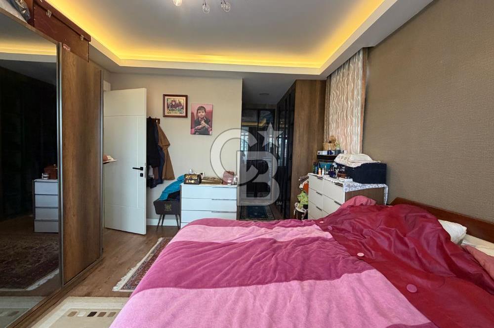 Gölbaşında Ana Cadde Üzeri, Çift Cepheli Kapalı Balkonlu 4+1
