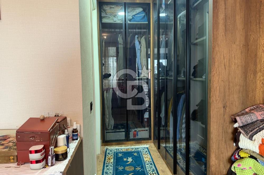 Gölbaşında Ana Cadde Üzeri, Çift Cepheli Kapalı Balkonlu 4+1