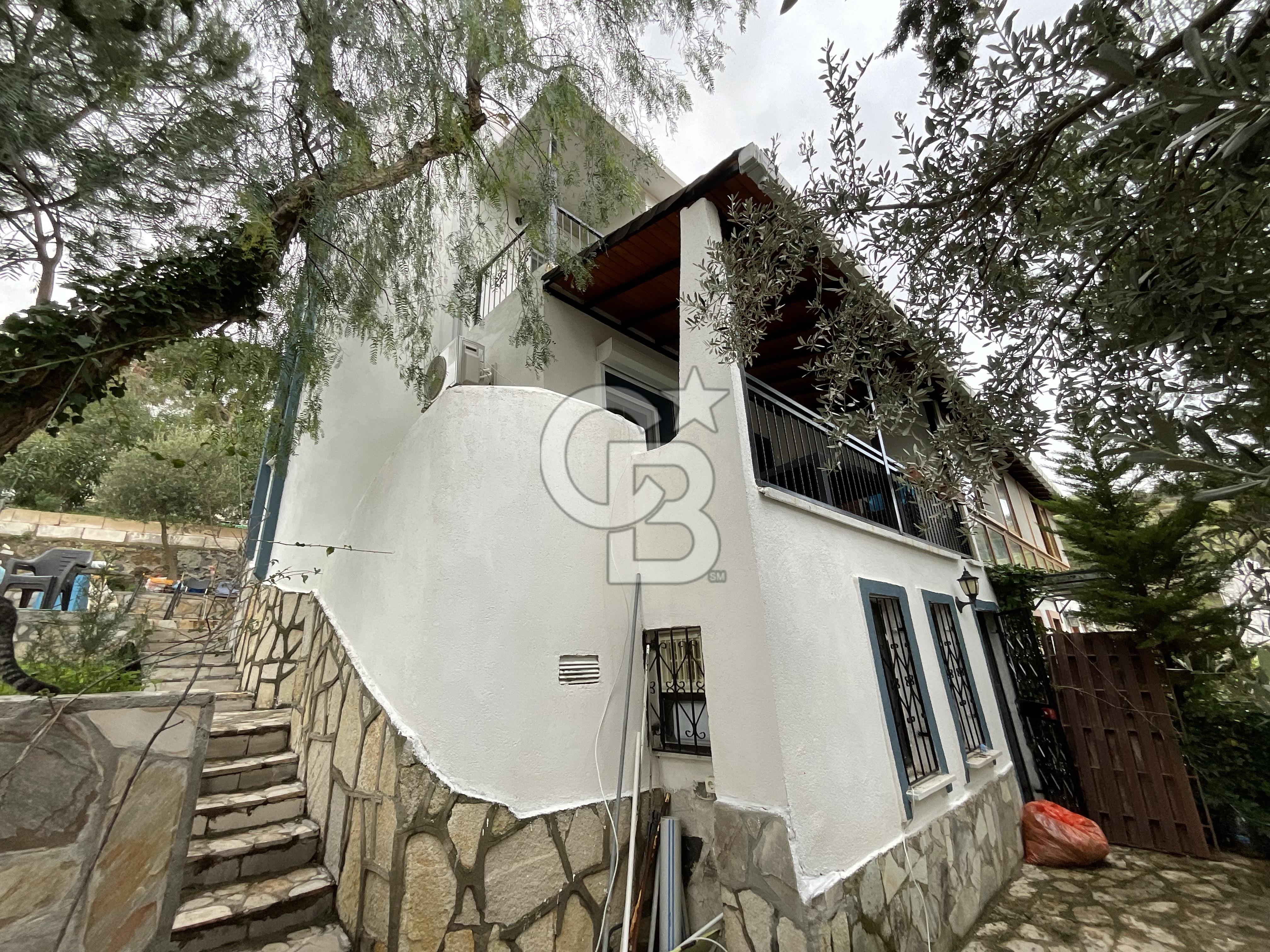 Foça’da Satılık 3+1 İkiz Villa