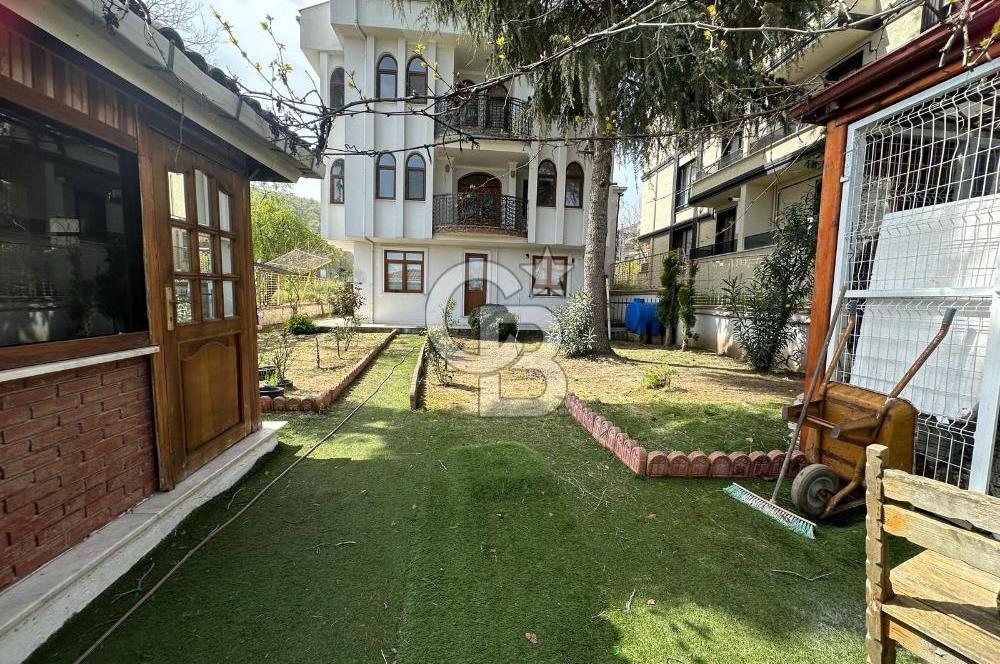 GÖLCÜK YAZLIK'TA KİRALIK MALİKANE KURUMSAL KULLANIMA UYGUN.