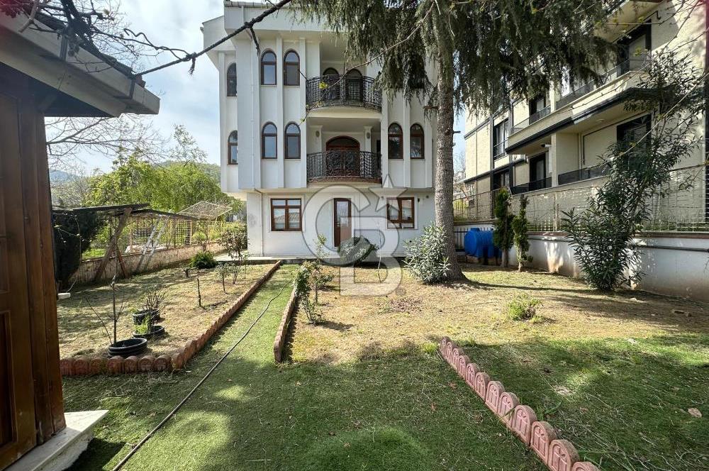 GÖLCÜK YAZLIK'TA KİRALIK MALİKANE KURUMSAL KULLANIMA UYGUN.